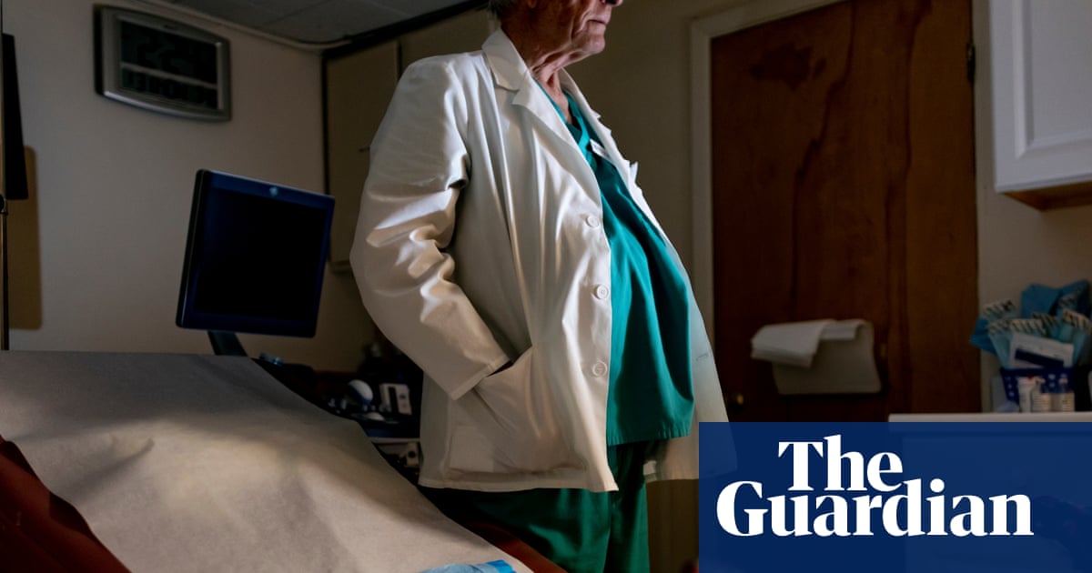 Demand for later abortions is on the rise in the US. Clinics that perform them are disappearing