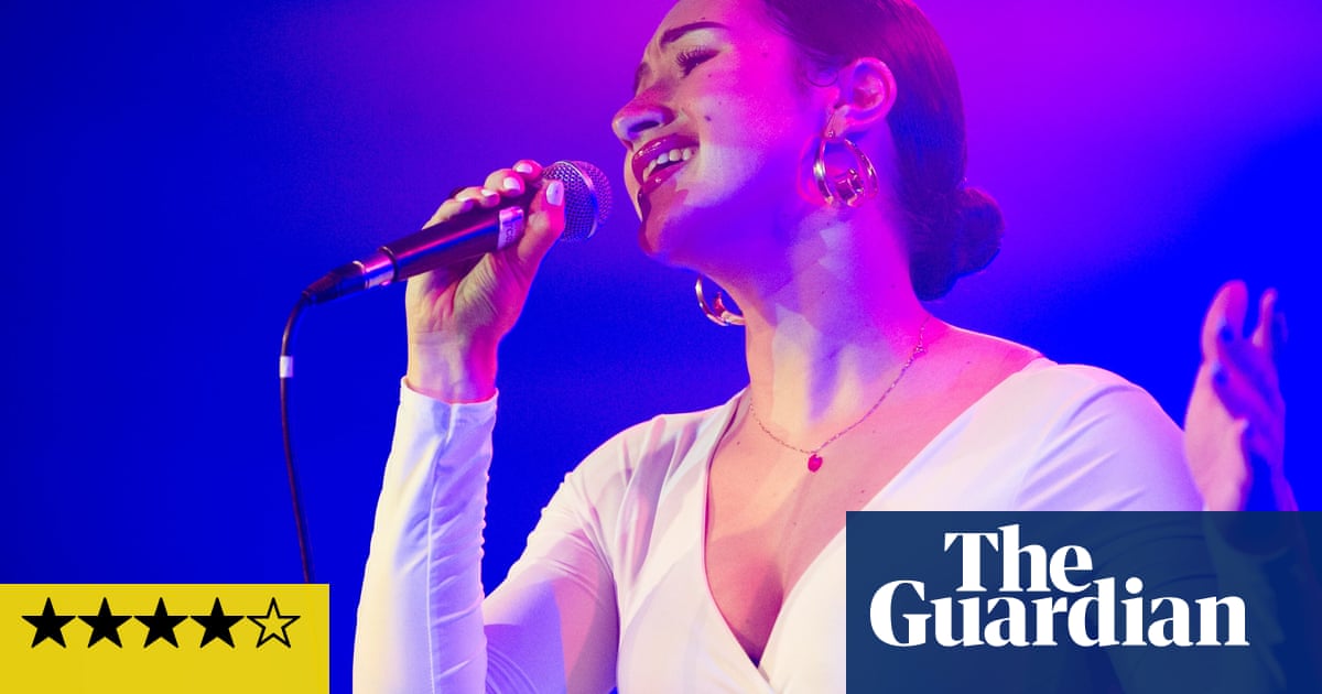 Cleo Sol review – rare gig shows neo-soul star is a natural live performer
