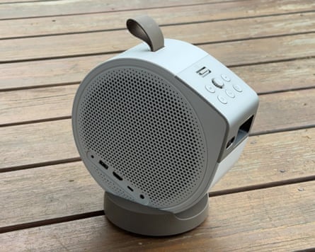A photo of a Benq GV32 Ceiling Projector.