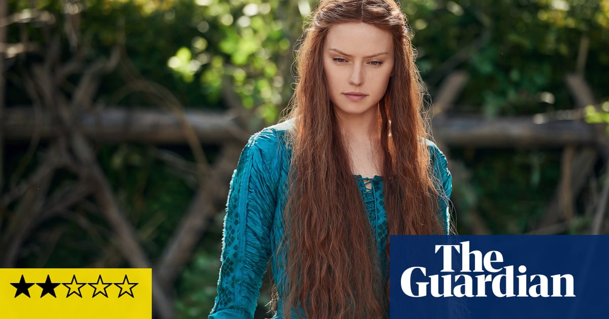 Ophelia review – Daisy Ridley stranded in disastrous Hamlet reimagining