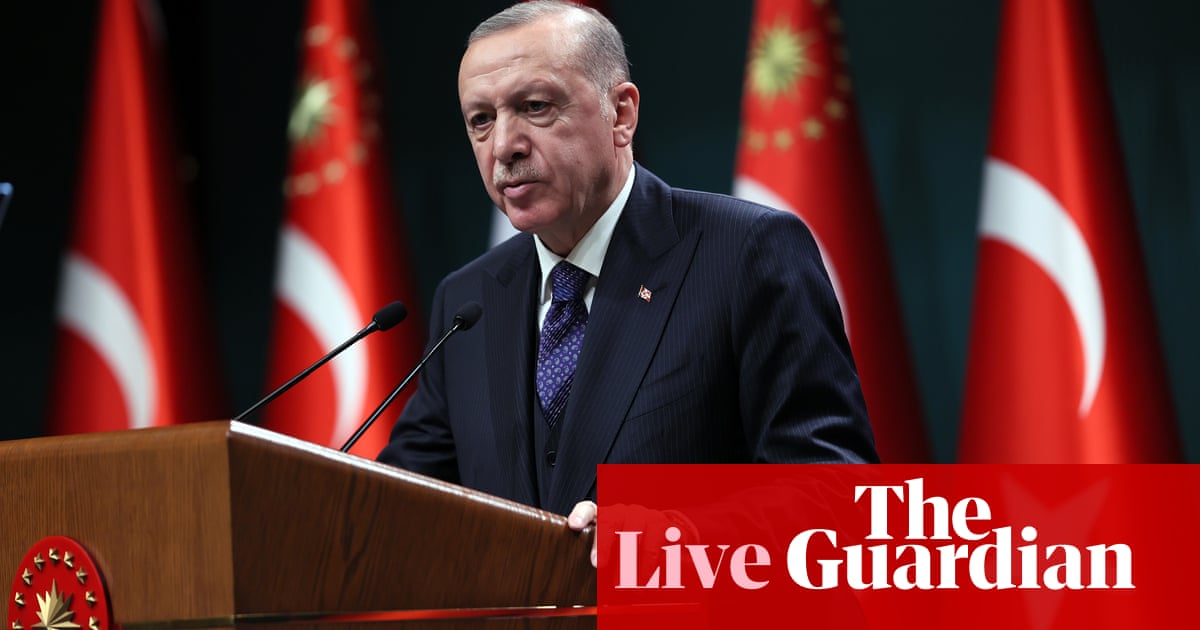 Turkish lira tumbles; pandemic worries hit European markets – as it happened