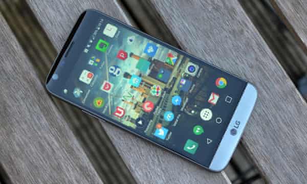 Lg G5 Review A Power User S Friend That Just Misses The Mark Lg The Guardian Lg G5 Review 2022