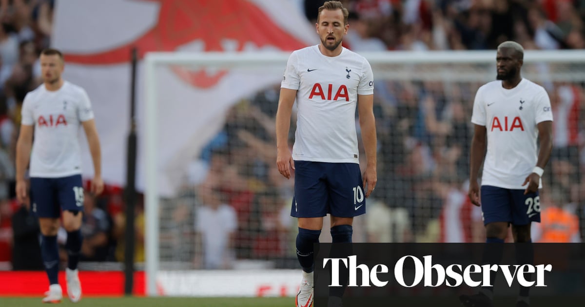 Harry Kane single-handedly offers glimmer of light amid gloom at Spurs | Barney Ronay