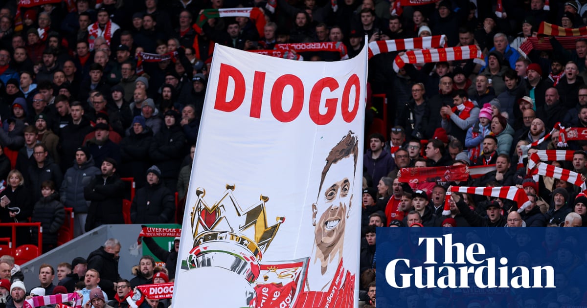 Slot applauds Liverpool and Wolves fans for special' Anfield tribute to Diogo Jota
