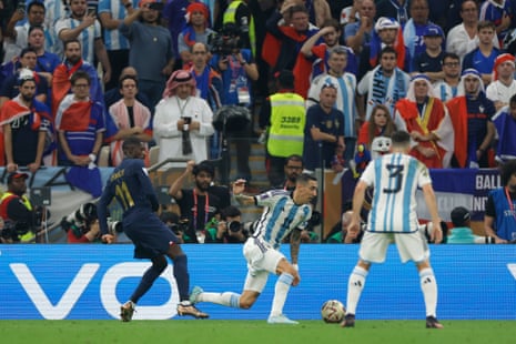 Argentina v France: 2022 World Cup final – live | World Cup 2022 12 Angel Di Maria falls under the sweetest of Ousmane Dembele's sweet challenges. Sadness.