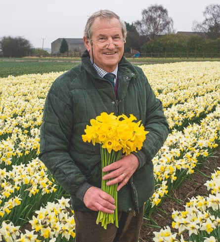 Johnny Walker holds ‘Tamara’ daffodils.