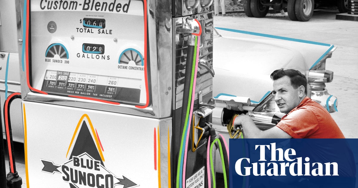 The kindness of strangers: the petrol station worker paid for my fuel and saved my date