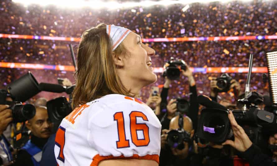 College Football Playoff Clemson Obliterate Alabama To Claim Third National Title College Football The Guardian Cfp Championship 2022 Freshman Passed Out On Sideline