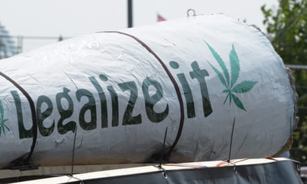 marijuana legalize protest berlin