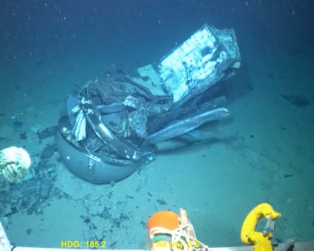 Wreckage of the sub on the ocean floor