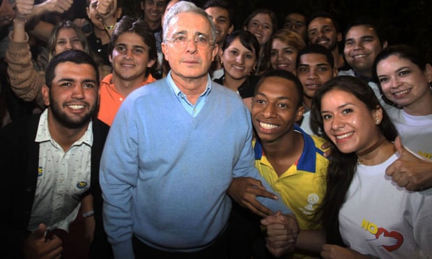 Alvaro Uribe, who led the No campaign, with his supporters after voters rejected the peace deal earlier this month.