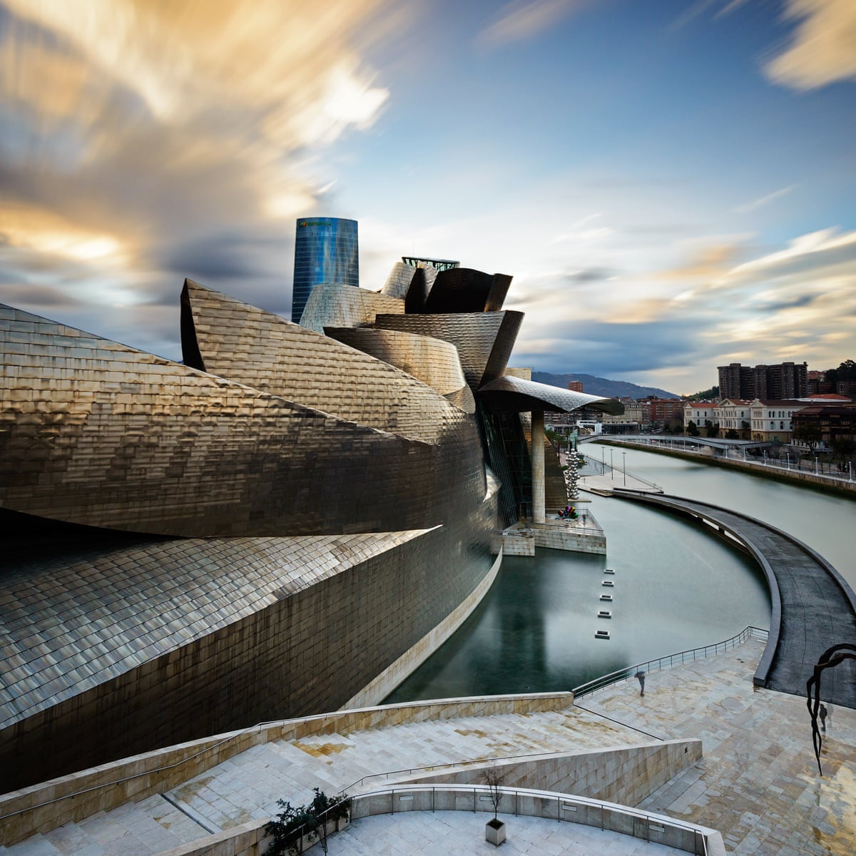Books: Guggenheim Bilbao