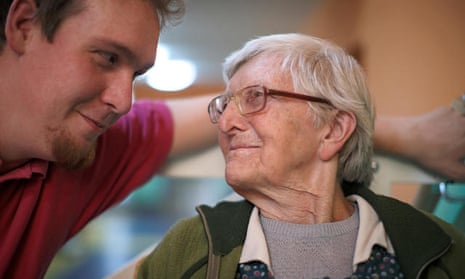 Woman, 89 years, talking to a nurse