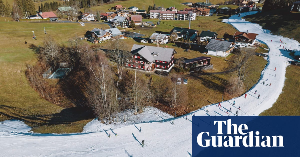 Record warm winter in parts of Europe forces closure of ski slopes