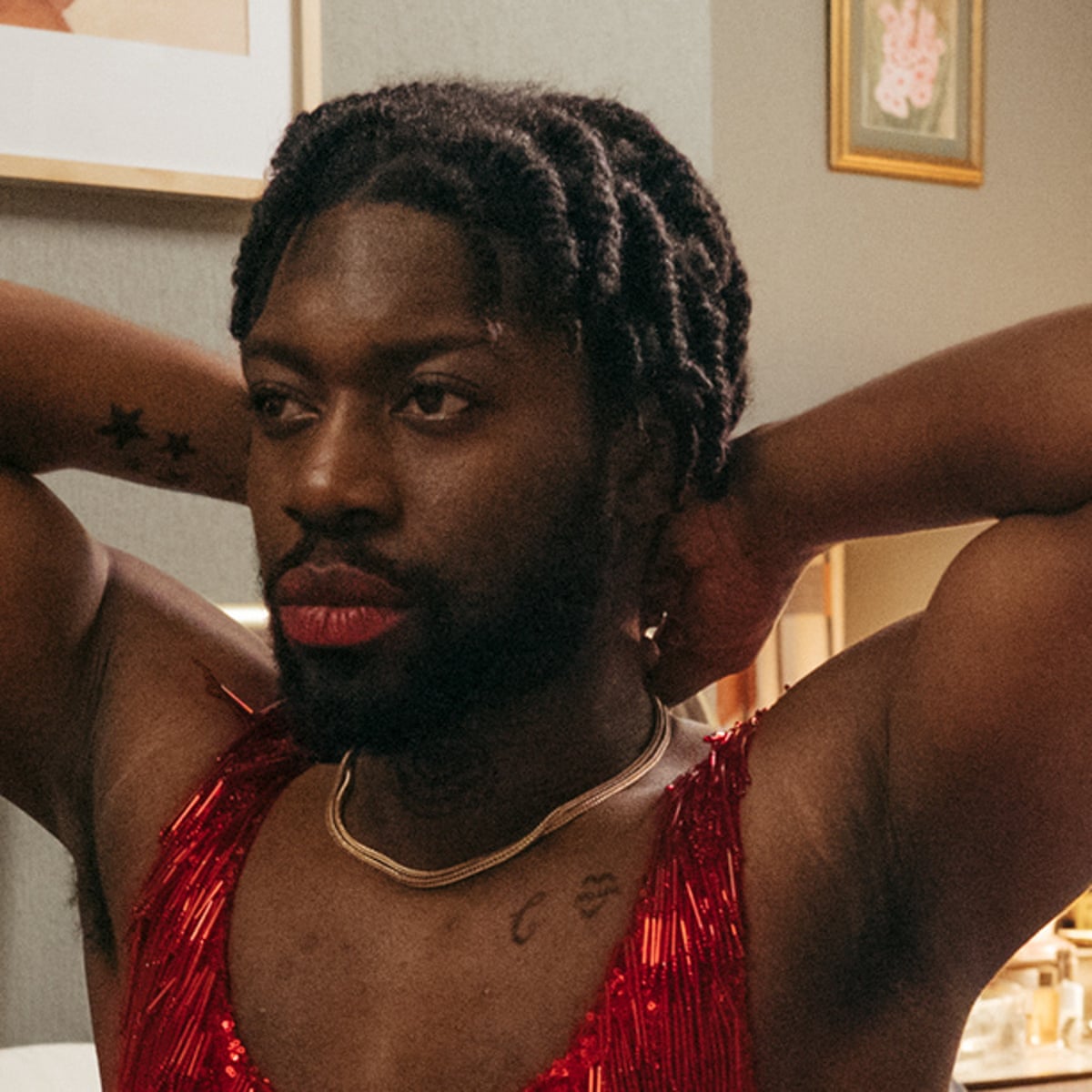 Pretty Red Dress review big-hearted music drama dresses to impress | Movies | The Guardian Pretty Red Dress review big-hearted music drama dresses to impress | Movies | The Guardian