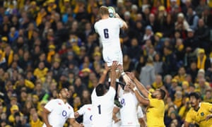 Chris Robshaw of England v Australia