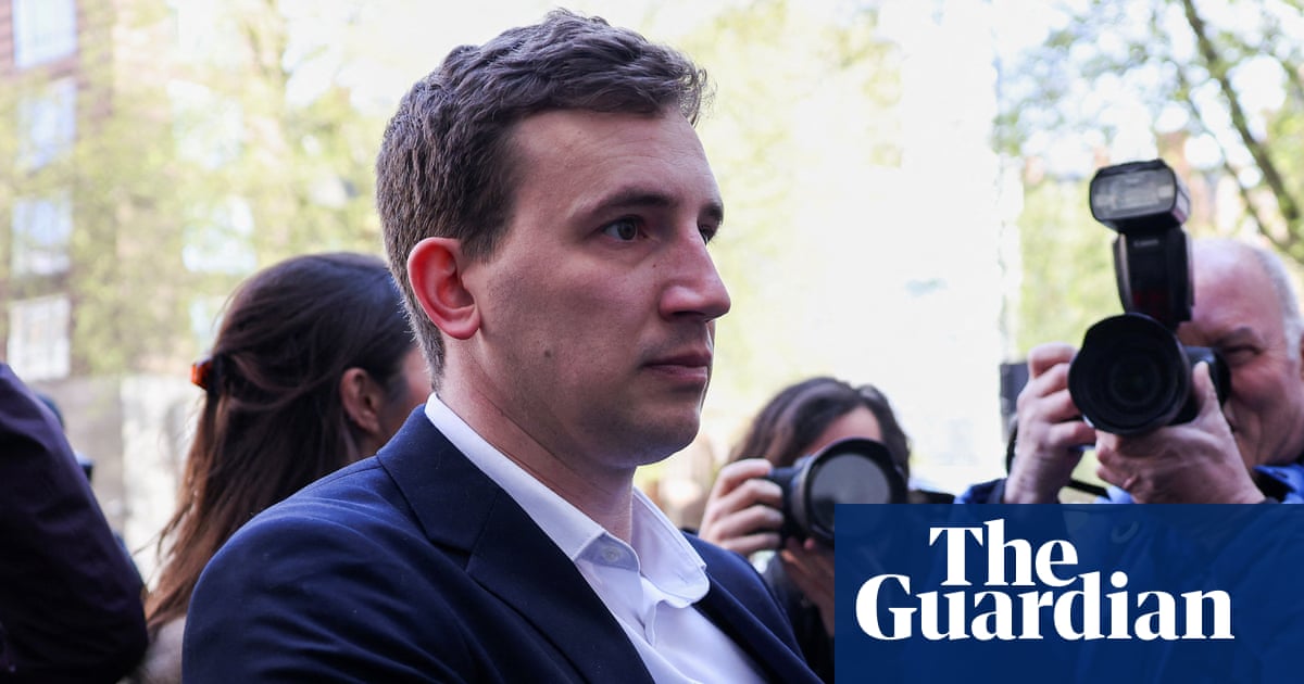 British prosecutors drop case against two men accused of spying for China