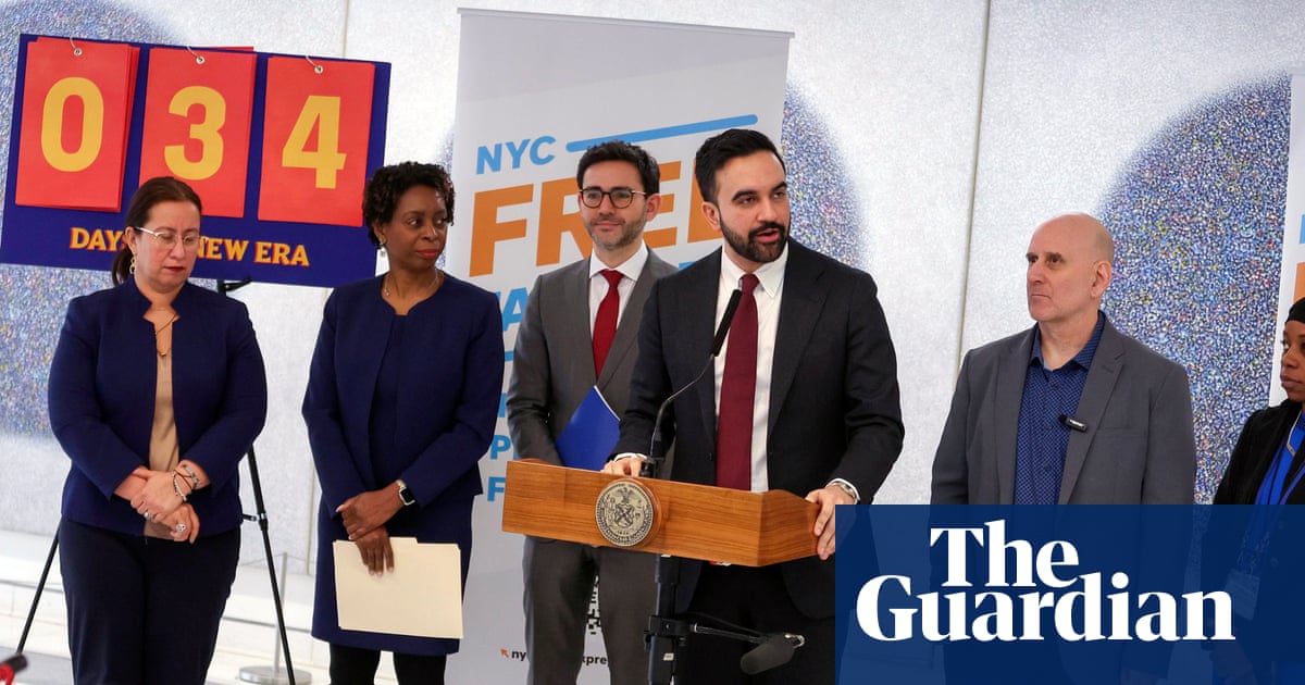 Rightwing critics blame Mamdani as New York snow fails to melt
