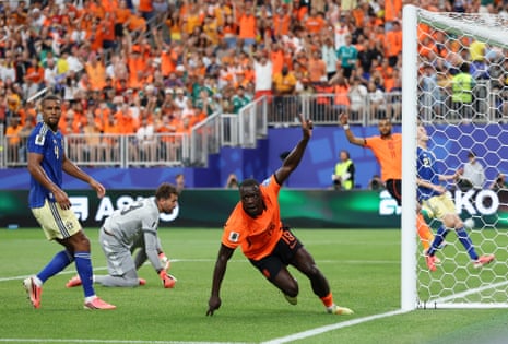 Brian Brobbey makes it 2-0 in a blistering start for the Netherlands.