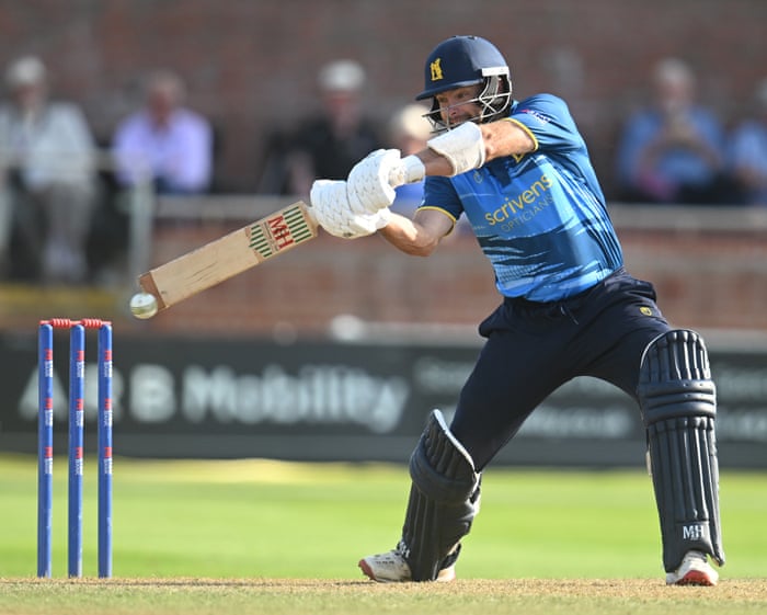 County cricket: One-Day Cup shows its worth with entertaining tussles