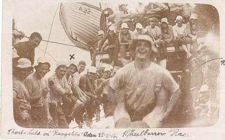 Aden, 28 November 1914. Sports held on HMT A22 Rangatira. ‘The wheelbarrow race is being thoroughly enjoyed by everyone on board. Corporal Hose is marked with an X; sergeant Owen Kenneth Stewart is arrowed on right’