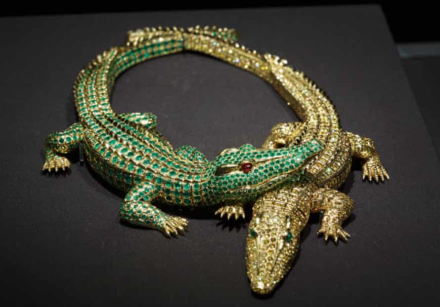 Maria felix crocodile necklace Clearance