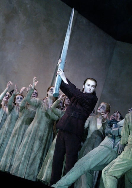 Clive Bayley in Glyndebourne’s 2002 staging of Weber’s Euryanthe, conducted by Mark Elder.