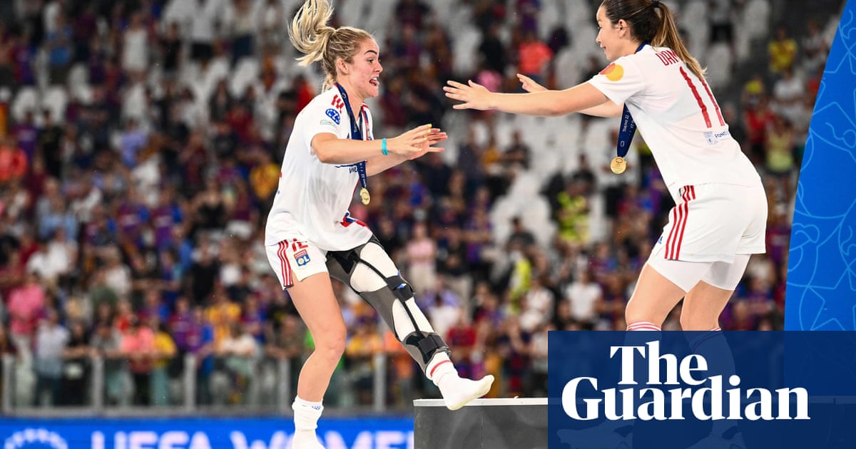 Matildas’ Ellie Carpenter in race to be fit for Women’s World Cup after ACL blow