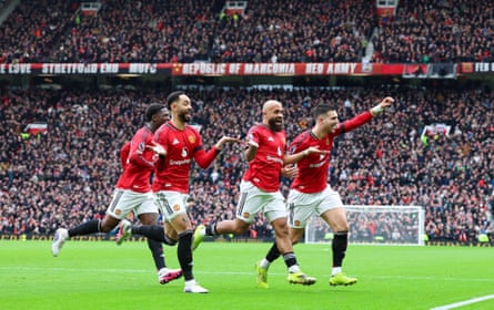 Bryan Mbeumo, Diogo Dalot, Kobbie Mainoo and Matheus Cunha celebrate Manchester United’s first goal
