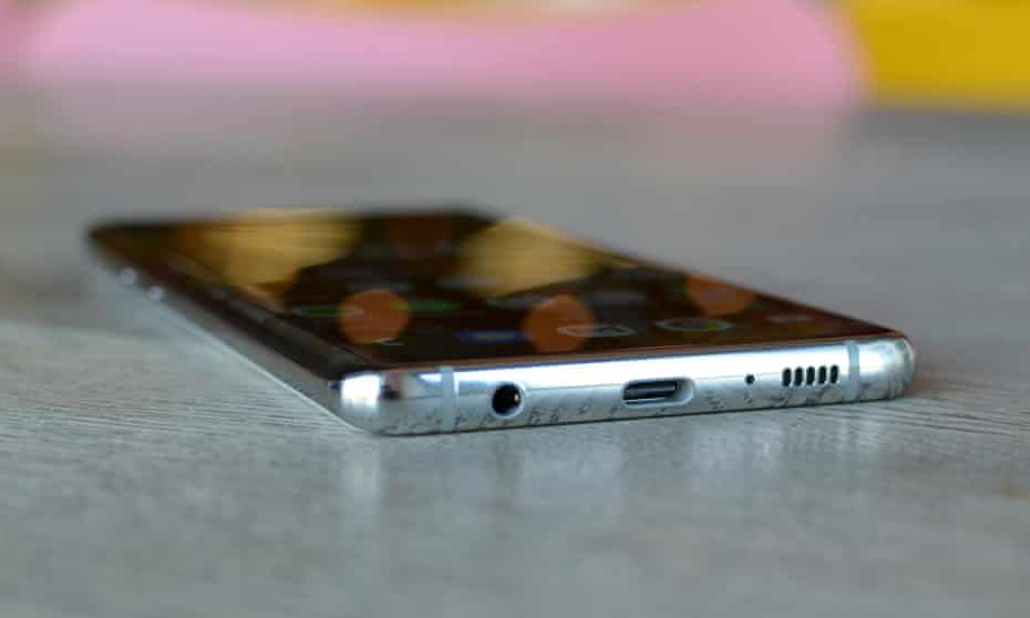 Samsung Galaxy S10 Review A Simply Stunning Screen Samsung The Guardian Samsung Galaxy S10 Review A Simply Stunning Screen Samsung The Guardian
