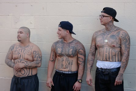 Large dipper, boxing and bikers in LA: Wembley to Soweto initiative 2022 – photograph essay | Pictures 24 Inked and Proud – three homies keep a lookout in Westlake, East Los Angeles