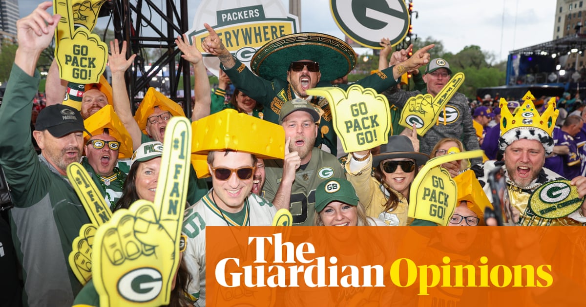 A road trip to Lambeau Field: my search for the magic of the NFL draft | Emma John