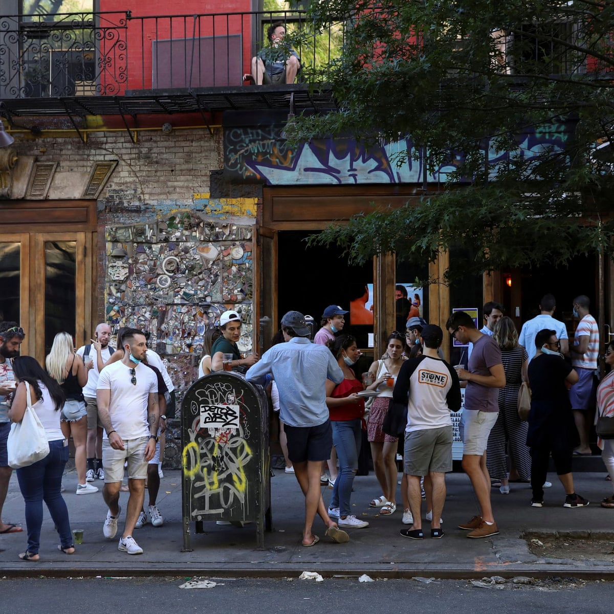 It S Chaotic New York Street Partying Fuels Fears Of Coronavirus Resurgence New York The Guardian It S Chaotic New York Street Partying Fuels Fears Of Coronavirus Resurgence New York The Guardian