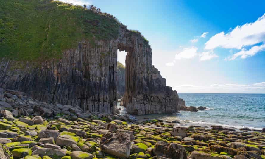 Skrinkle Haven in Pembrokeshire national park.