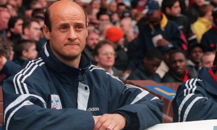 Attilio Lombardo bersiap untuk pertandingan pertamanya sebagai manajer caretaker Crystal Palace