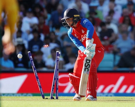 England's Danni Wyatt-Hodge is bowled out by South Africa's Marizanne Kapp.