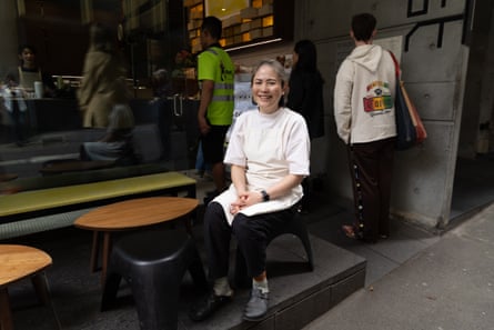 Mika Kazato at the cafe
