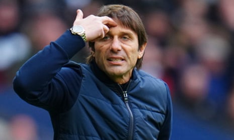 Antonio Conte - Bầu Nhiệt Huyết Bên Đường Biên Antonio Conte - Bầu Nhiệt Huyết Bên Đường Biên