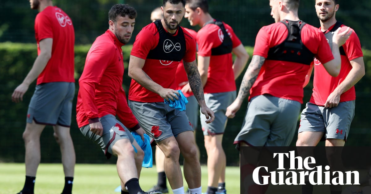 Swansea hotel says Southampton switch was not linked to relegation clash