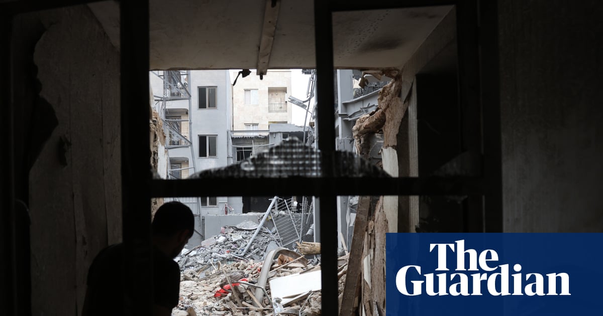 Iran denies asking Trump for peace deal; Queensland police sued over alleged racism; Oscar predictions