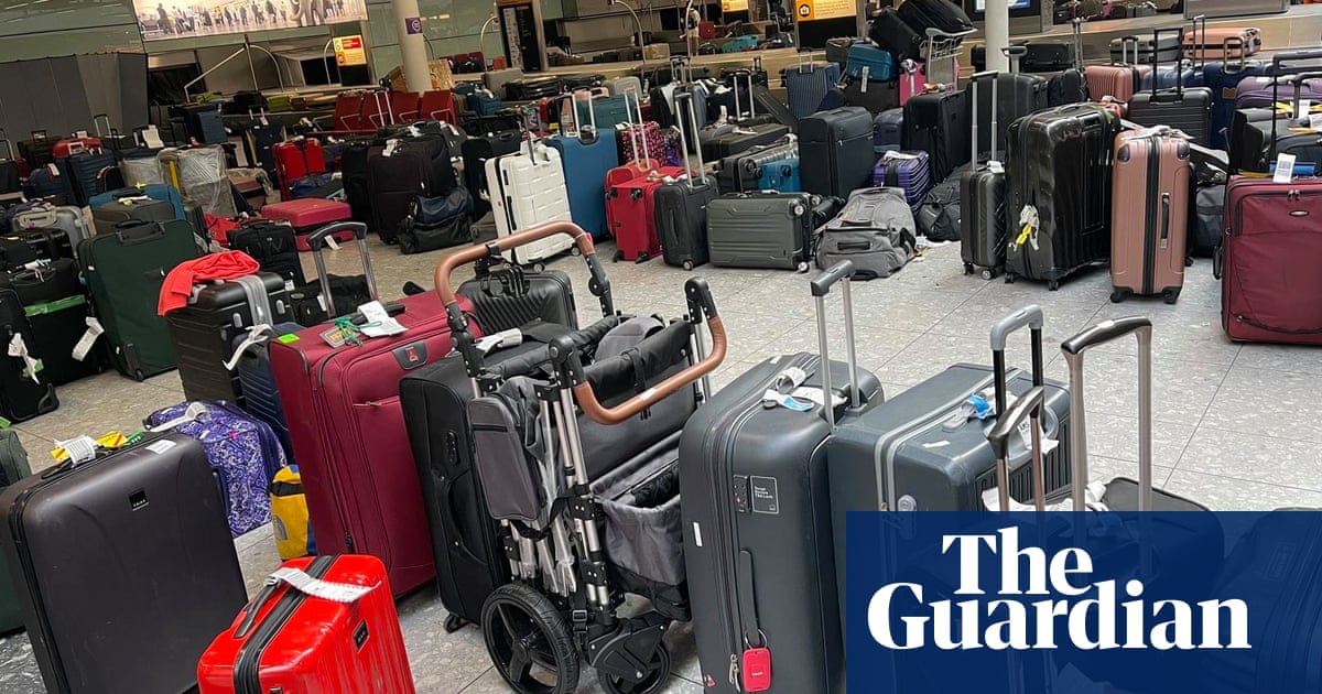 Airport staff checks sped up amid ‘disaster movie’ scenes at Heathrow