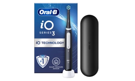 Oral-B iO3 toothbrush