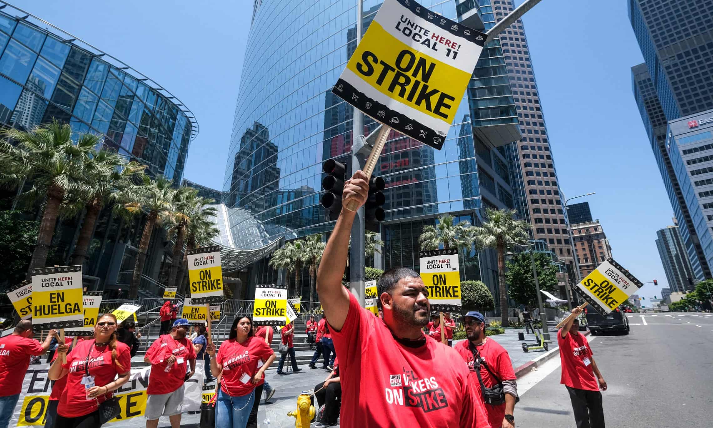 10,000+ hotel workerss strike on Labor Day weeked