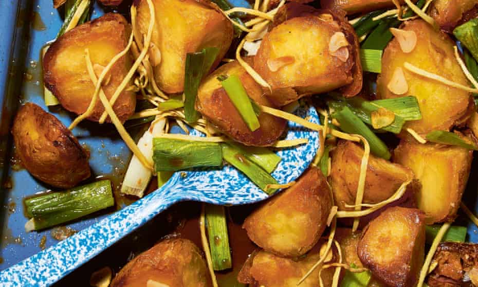 Kentang kecap dan jahe – crispy soy and ginger roast potatoes by Lara Lee.