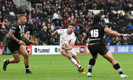 Oliver Gildart takes on New Zealand in Hull.
