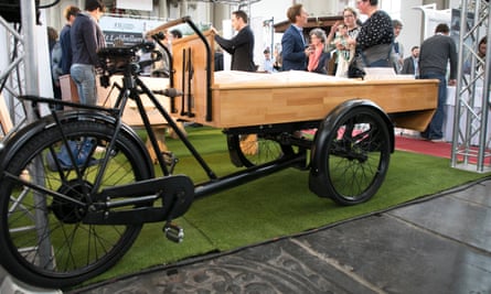 A ‘Bakfiets’ Dutch transport bike remodelled to transport a coffin.