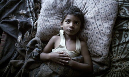 Sunny Pawar as the young Saroo in Lion .