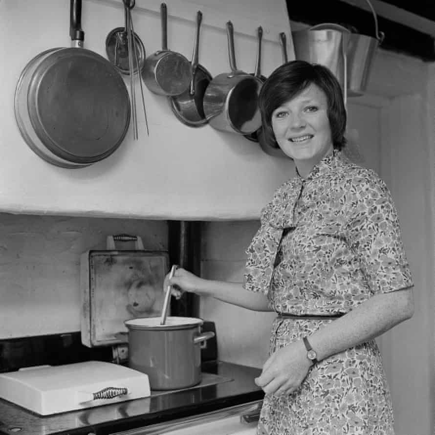 Smith in 1975, when she was presenting her first solo TV cookery show, Family Fare.