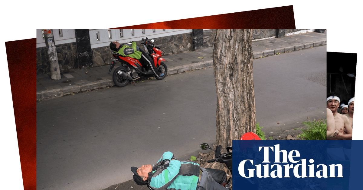 Ice cold purification and sleeping bike riders: photos of the weekend