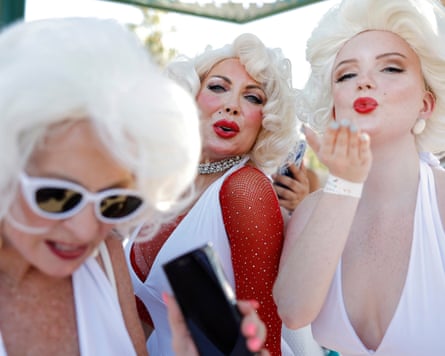 People dressed as Marilyn Monroe